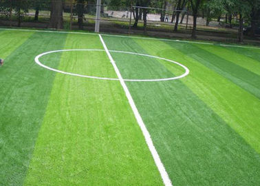 China Artículo ninguna hierba sintética vertical del deslumbramiento Diy/hierba del campo de fútbol fábrica