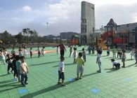 China Instalación fácil del suelo de los niños no tóxicos de la resbalón anti con los amortiguadores elásticos compañía
